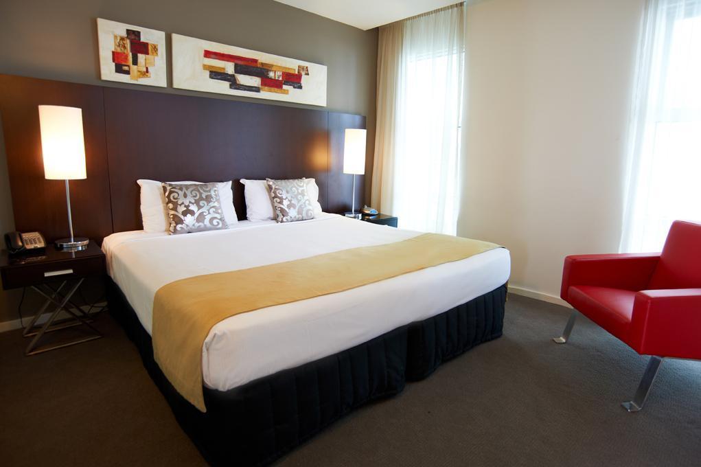 Quest Caroline Springs Aparthotel Bagian luar foto