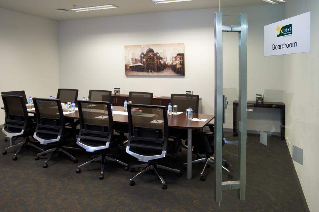 Quest Caroline Springs Aparthotel Bagian luar foto