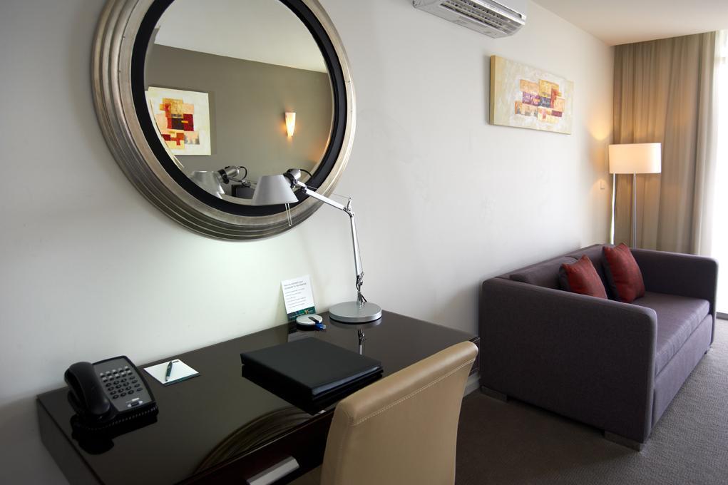 Quest Caroline Springs Aparthotel Bagian luar foto