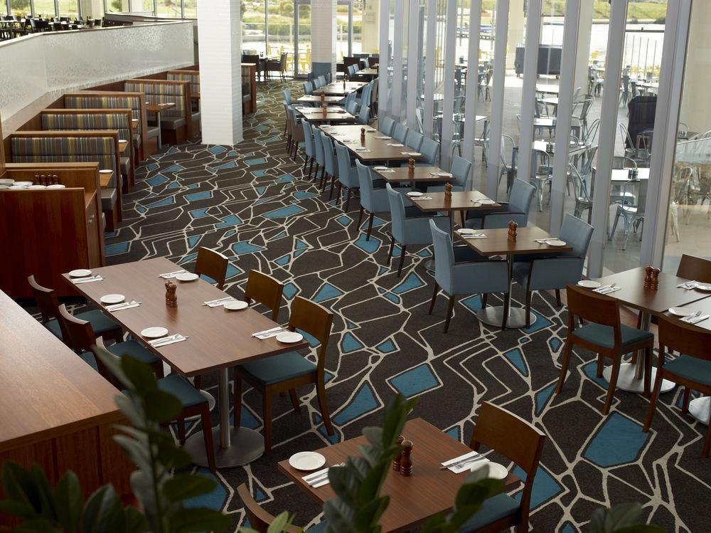 Quest Caroline Springs Aparthotel Bagian luar foto
