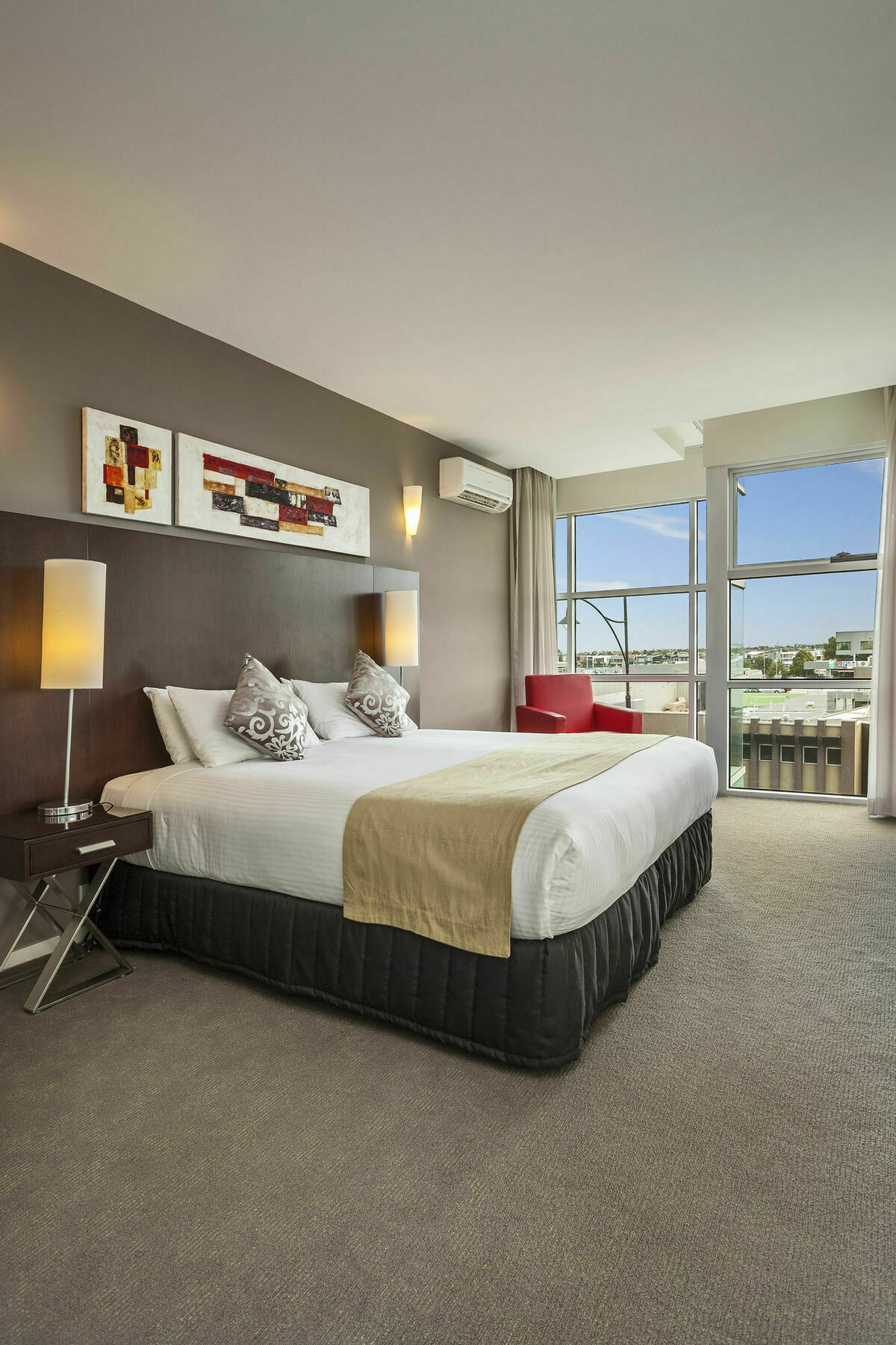 Quest Caroline Springs Aparthotel Bagian luar foto