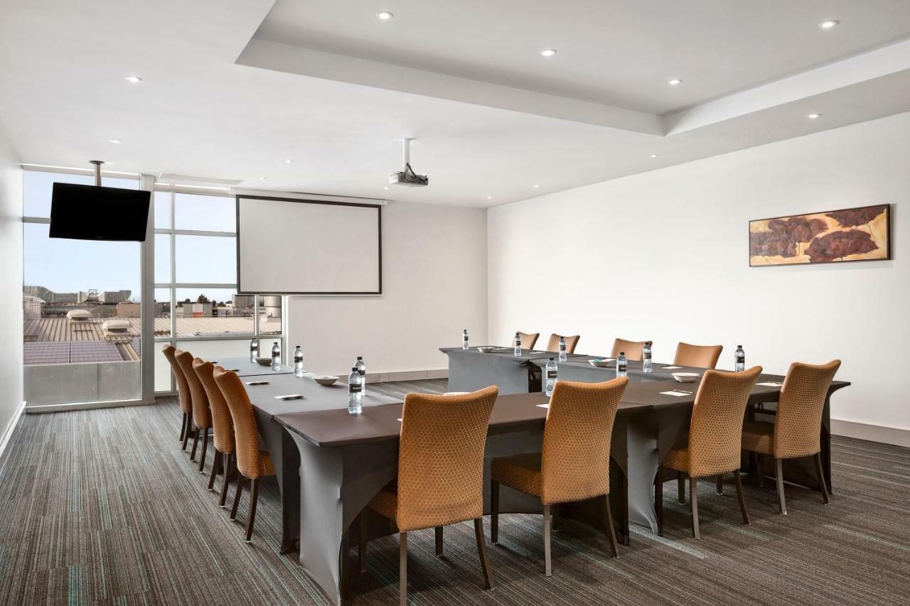 Quest Caroline Springs Aparthotel Bagian luar foto